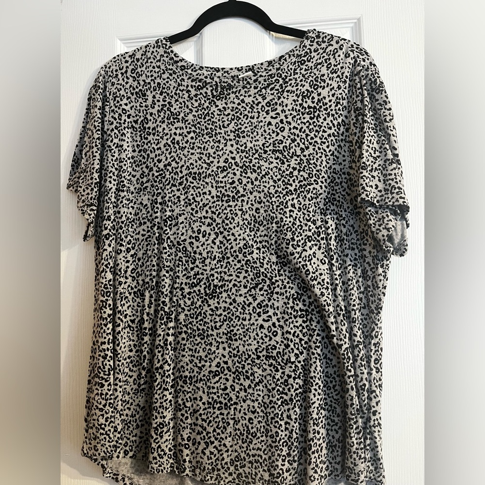 Old Navy Luxe t shirt